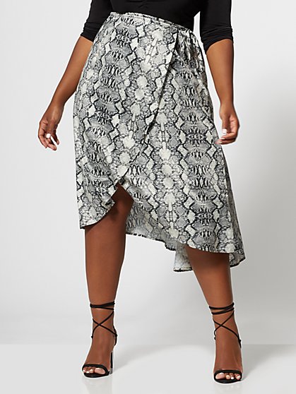 Plus Size Aja Snake Wrap Skirt - Fashion To Figure