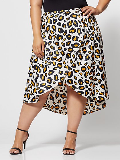 Plus Size Alessandra Cheetah Print Wrap Skirt - Fashion To Figure