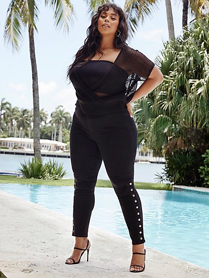 Plus Size Black High-Rise Snap Detail Jeggings - Fashion To Figure