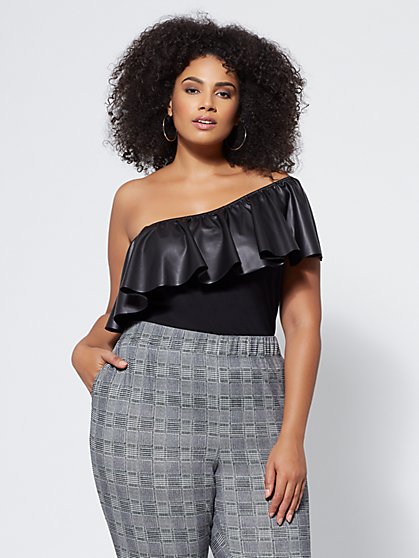 Plus Size Ciara One-Shoulder Top - Fashion To Figure
