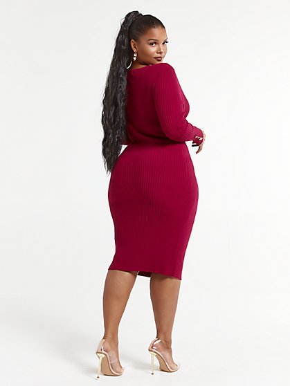 plus size sweater dress with boots