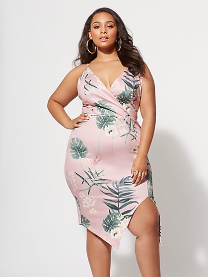 Plus Size Elana Floral Dress - Fashion To Figure