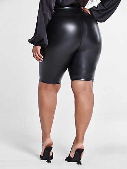 plus size faux leather shorts