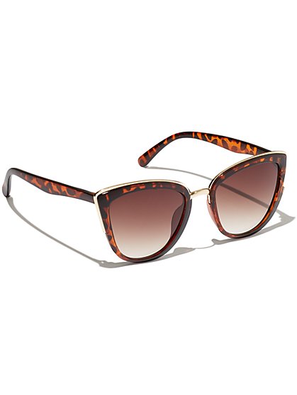 Plus Size Gold-Tone Trim Faux-Tortoise Sunglasses - Fashion To Figure