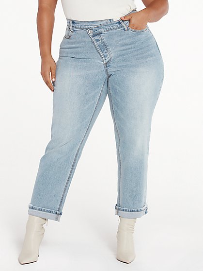 Plus Size High Rise Light Wash Crossover Waist Jeans - Fashion To Figure