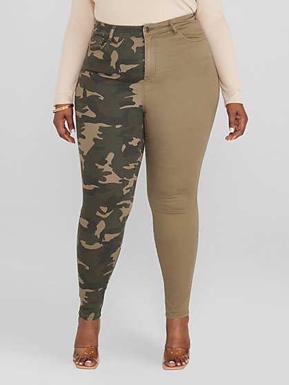 Plus Size High Rise Two-Tone Camo Skinny Jeans - Short Inseam - Fashion To Figure