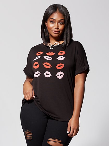 Plus Size Kiss-Print Graphic Tee - Fashion To Figure