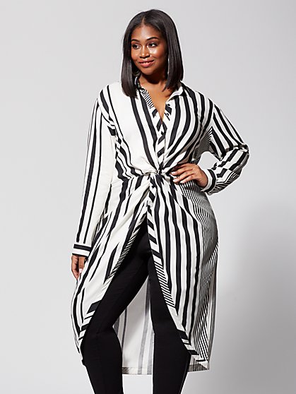 Plus Size Lola Twist-Front Top - Fashion To Figure