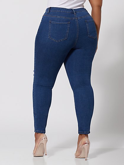 plus size jeans short length