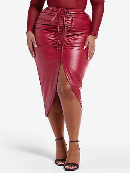 Plus Size Miranda Ruched Faux Leather Skirt - Fashion To Figure