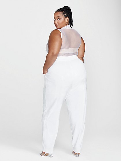 plus size all white pants suit