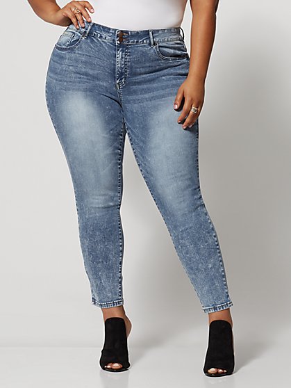 Plus Size Premium Mid-Rise Skinny Jeans - Acid Wash - Fashion To Figure