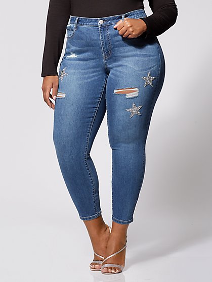 Plus Size Star Patch Mid-Rise Skinny Jeans - Fashion To Figure