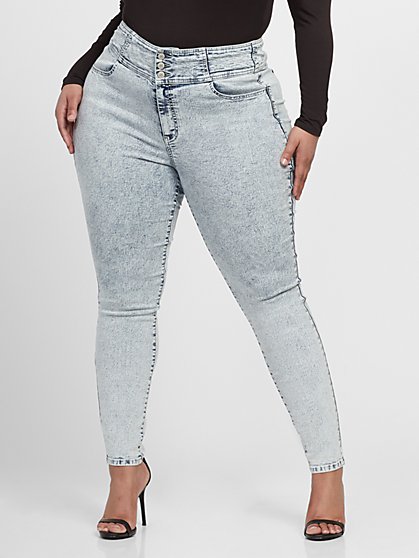 Plus Size Ultra High-Rise 3 Button Yoke Skinny Jeans - Short Inseam - Fashion To Figure