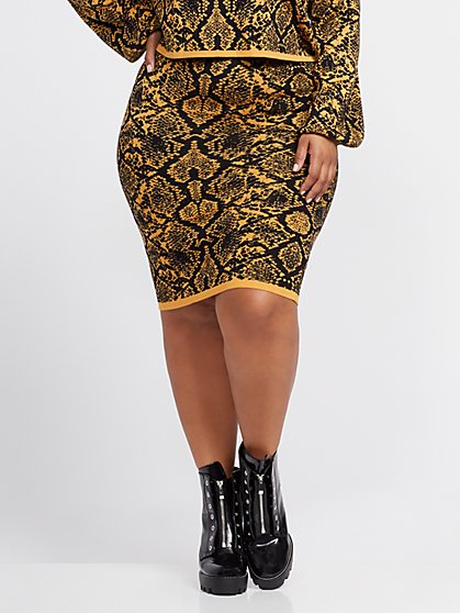 Plus Size Yvonne Snake Print Sweater Pencil Skirt - Fashion To Figure