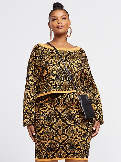 Plus Size Yvonne Snake Print Sweater - Fashion To Figure